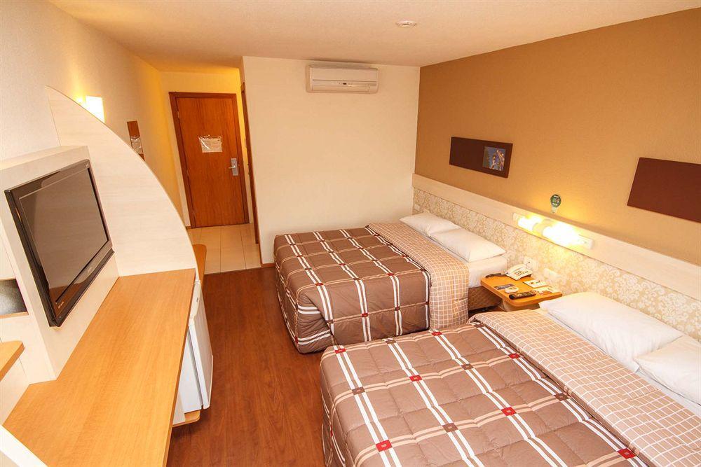 Hotel 10 Joinville Ngoại thất bức ảnh