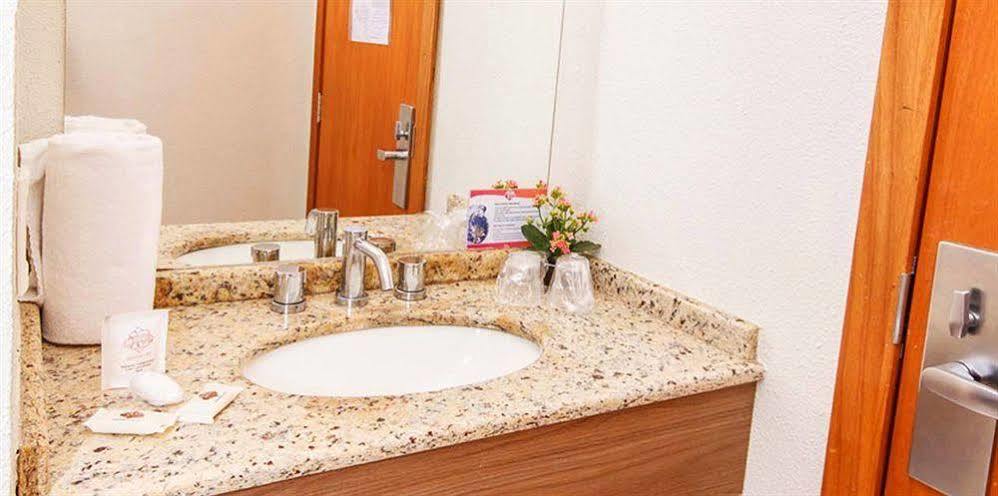 Hotel 10 Joinville Ngoại thất bức ảnh